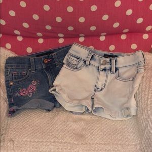 Kids shorts 2T